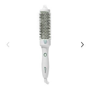 Mane It's Giving Body Medium Hot Thermal Round Brush